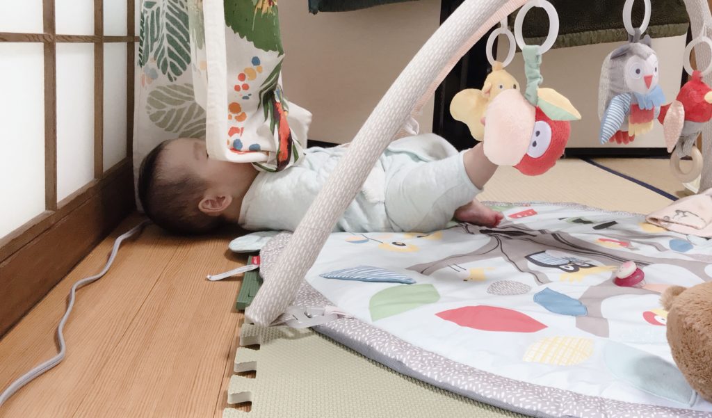 5カ月・6カ月の赤ちゃんと♪お家時間の遊ばせ方・1日の流れスケジュールをご紹介 Yoshimaのbabyログ
